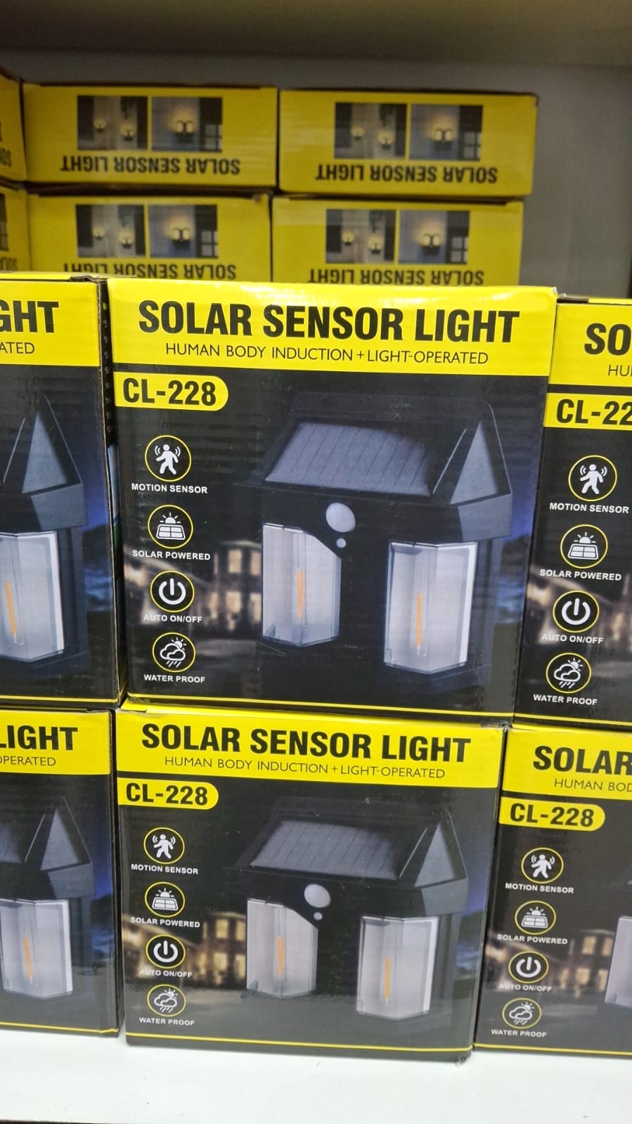 🌞 Motion Sensor Solar Wall Light – Warm LED Outdoor Lamp